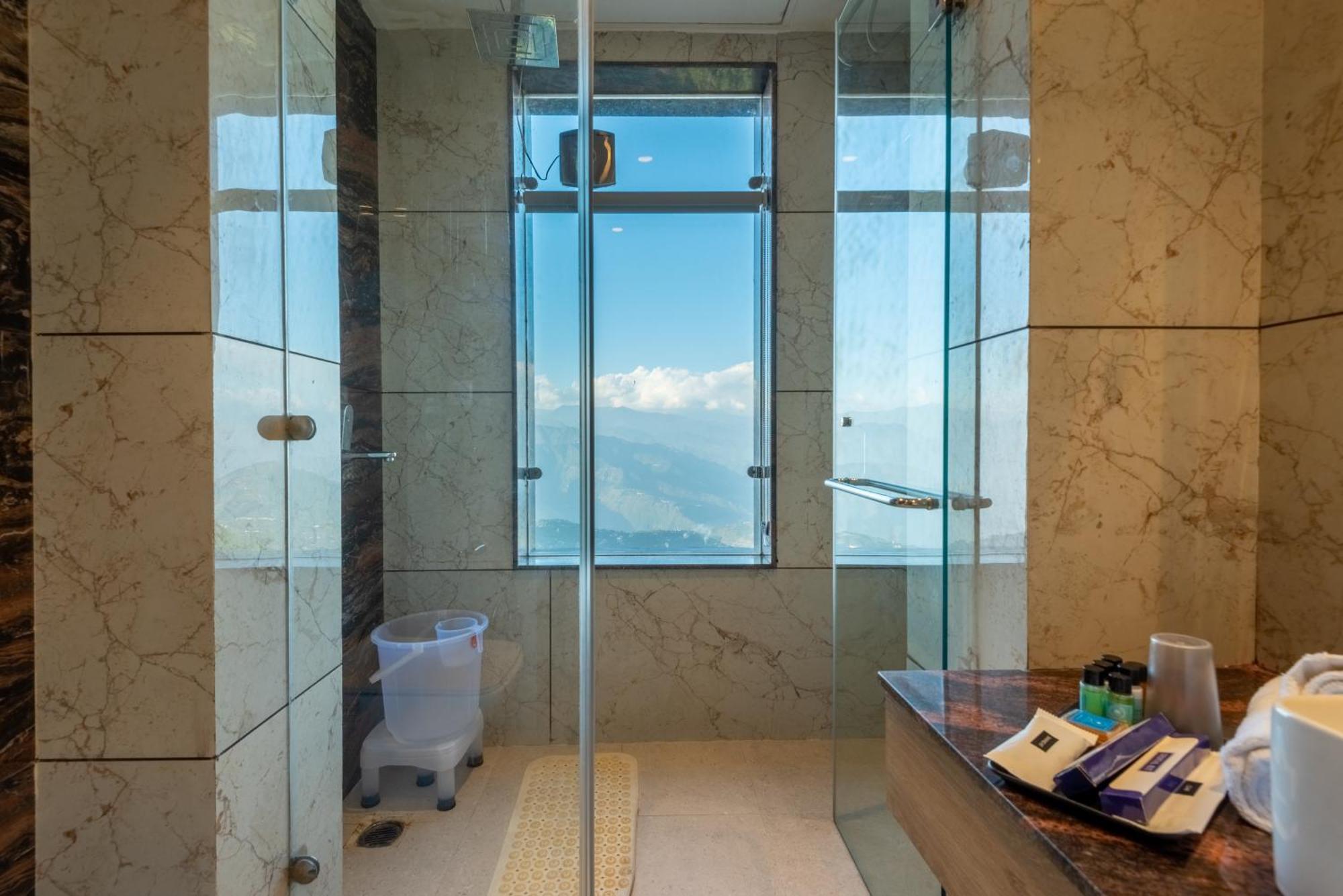 The Seasons Dalhousie - Best Valley View & Mountain View Hotel In Dalhousie Eksteriør bilde